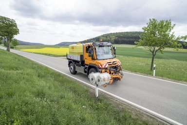 Spring cleaning with the Unimog