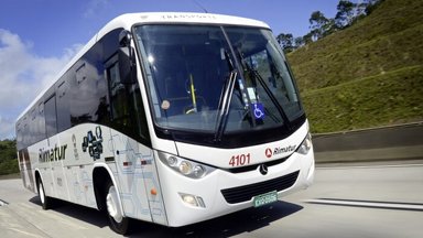 Daimler Buses launches bus chassis especially for chartered transport services on the Brazilian market