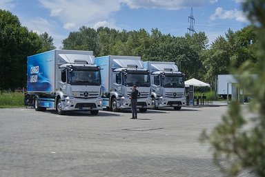 Mercedes-Benz Trucks Driving Experience