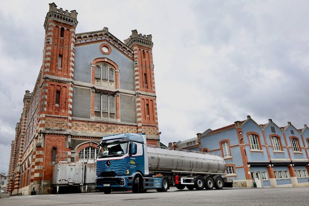 From electricity to foam: 