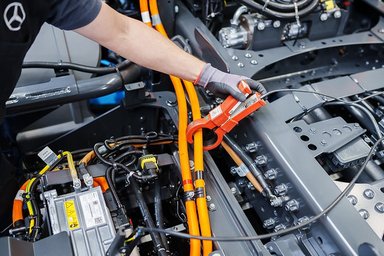 IAA Transportation 2024: Daimler Truck puts the focus on CO2-neutral long-distance haulage – start of series production of the Mercedes-Benz eActros 600 in November