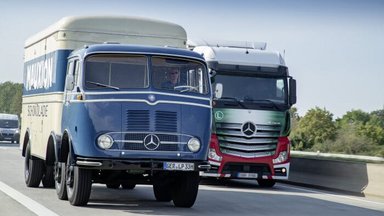 Drivers of the past century: on the road in a Mercedes-Benz LP 333 and an L 5000
