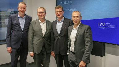 Daimler Buses acquires a 5.25 percent stake in IVU AG: Strategic partnership for the connected mobility of tomorrow