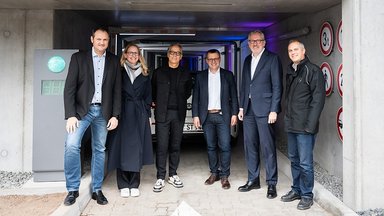 Rund 470 zusätzliche Parkplätze: Mercedes-Benz Werk Mannheim nimmt neues Mitarbeiterparkhaus in Betrieb