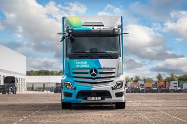 Mercedes-Benz eActros 400