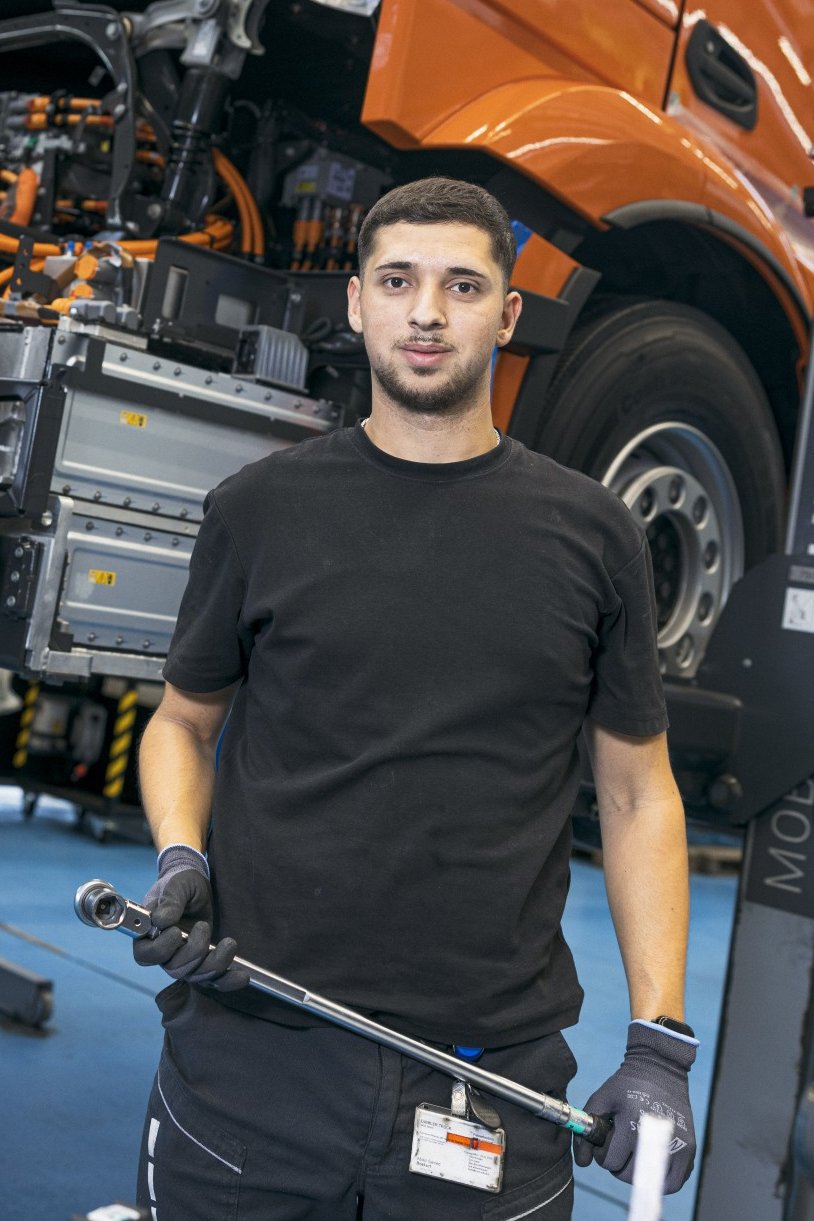 Montage e-Antrieb – Arbeite an den Antriebstechnologien der Zukunft und gestalte die Transformation zur Elektromobilität aktiv mit in unserer Montagelinie für e-Fahrzeuge. 