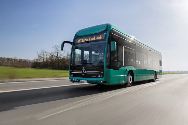 MERCEDES-BENZ eCITARO FUEL CELL IS „ELECTRIC FUEL CELL BUS CHAMPION 2026“ 