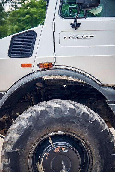 Mercedes-Benz Trucks: Baupower auf jedem Terrain