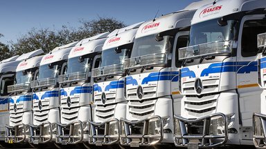 Large delivery for Daimler Truck in South Africa: Bakers SA Limited picks up 90 Mercedes-Benz Actros