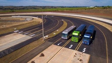 Daimler eröffnet neues Nutzfahrzeug-Testzentrum in Brasilien