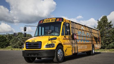 Elektrisch zur Schule: Daimler Trucks-Tochter liefert 50 voll-elektrische Schulbusse für Bundesstaat Virginia