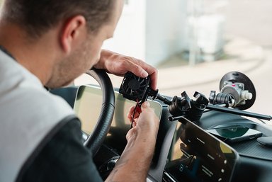Mercedes-Benz Trucks bricht GUINNESS WORLD RECORDS™-Weltrekord mit eActros 600