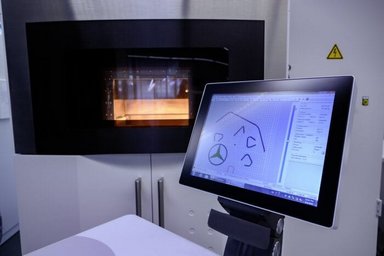 Omniplus von Daimler Buses bietet das Beste aus der Welt des analogen und digitalen Services