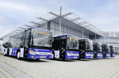 Großauftrag: 25 neue Setra Omnibusse für Scherer Reisen