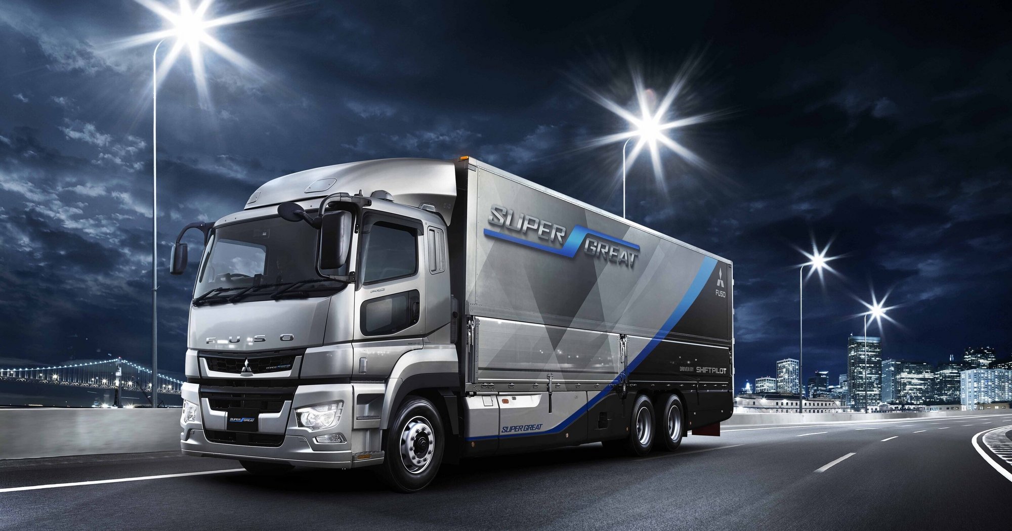 Mitsubishi Fuso тягач