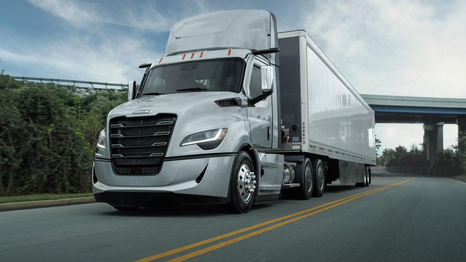 Fifth Generation Freightliner Cascadia auf der Straße