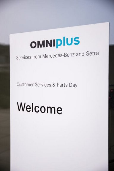 Omniplus von Daimler Buses bietet das Beste aus der Welt des analogen und digitalen Services