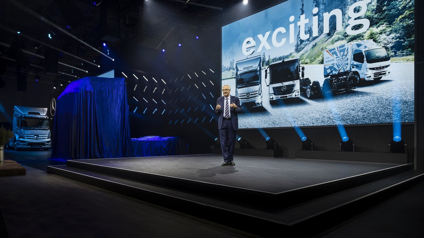 Martin Daum spricht auf der Daimler Truck Media Night der IAA 2022