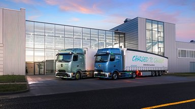 Pony-Express mit eActros 600 und Actros L: Mercedes-Benz Trucks unterstützt Projekt für effizienten Verkehr 