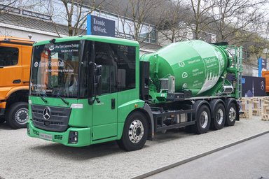 Daimler commercial vehicles at the Bauma trade fair from 8 – 14 April 2019 in Munich