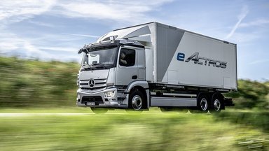 Mercedes-Benz Trucks und Einride unterzeichnen ersten Großauftrag für batterie-elektrischen eActros – weitere Zusammenarbeit bei Themen rund um  E-Mobilität 