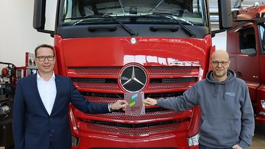 Hervorragende Berufsorientierung: Mercedes-Benz Werk Wörth erhält Auszeichnung