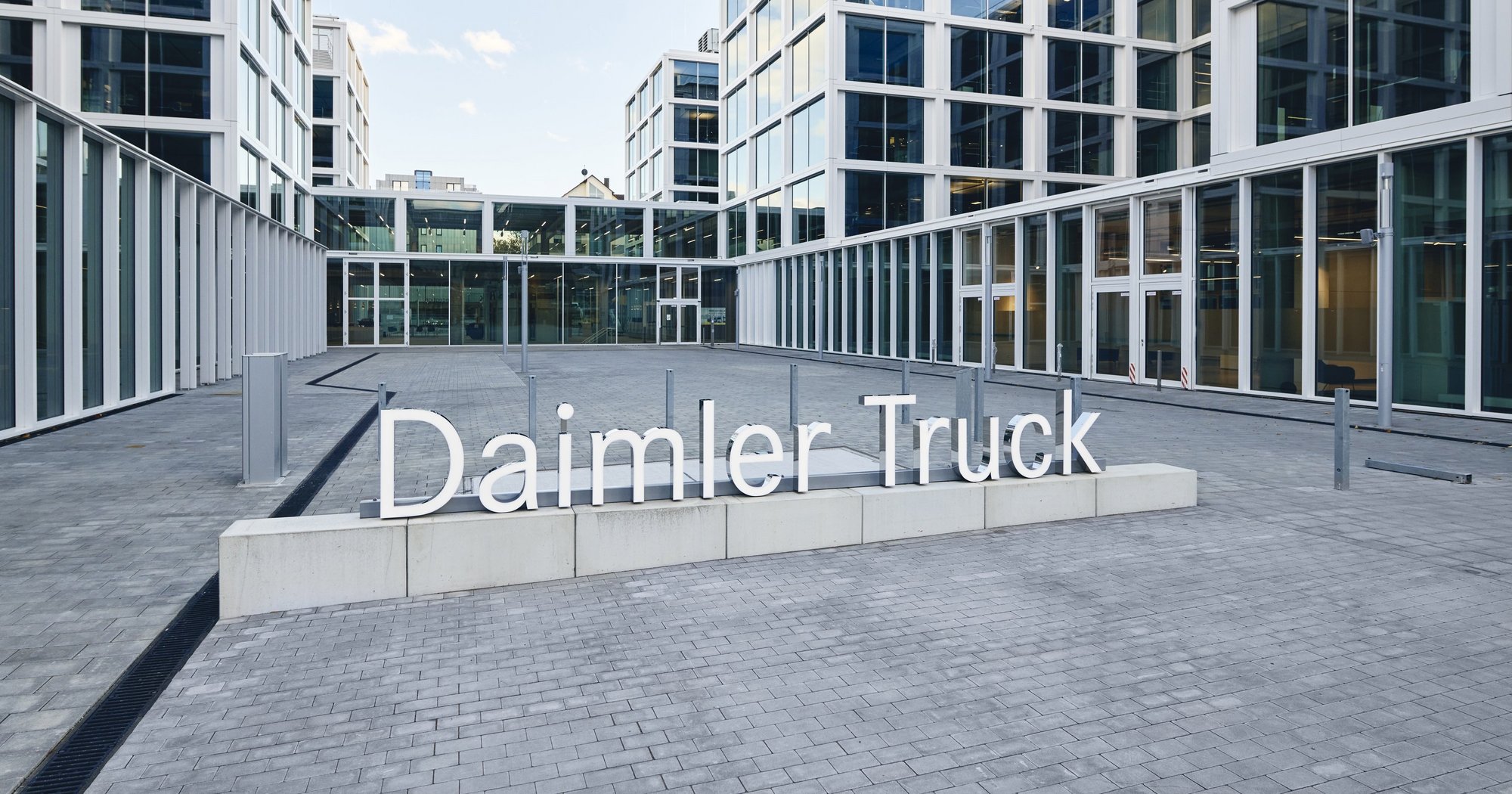 Locations in the area of Stuttgart | Daimler Truck