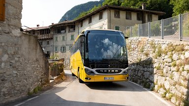 Spatenstich in Rom: Daimler Buses baut neues Service Center