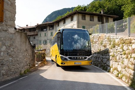 Groundbreaking in Rome: Daimler Buses builds new service center 