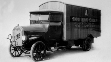 Mercedes-Benz Lkw auf der „Retro Classics 2019“