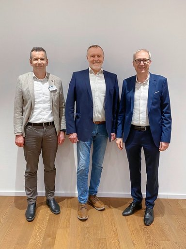 Mercedes-Benz Trucks stärkt eigenes Vertriebsnetz: Übernahme des Standorts Passau Sperrwies der Josef Paul GmbH & Co. KG