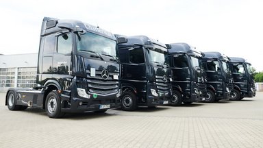 Schwarz ist das neue Weiß: Zur Miete – der neue Actros bei Mercedes-Benz CharterWay