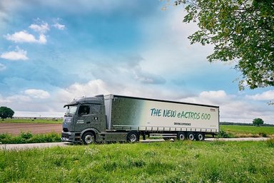 Mercedes-Benz eActros 600 Driving Experience