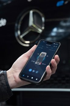 Mercedes-Benz Trucks Remote 3.0 App: the eActros 600 always in view via mobile phone