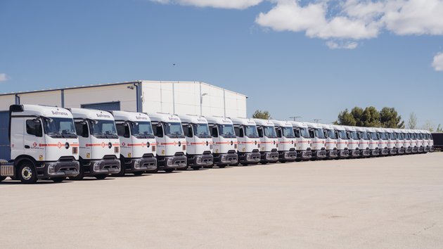 Der spanische Logistiker Baltransa verstärkt seine Flotte mit 25 neuen Mercedes Benz Actros L ProCabin