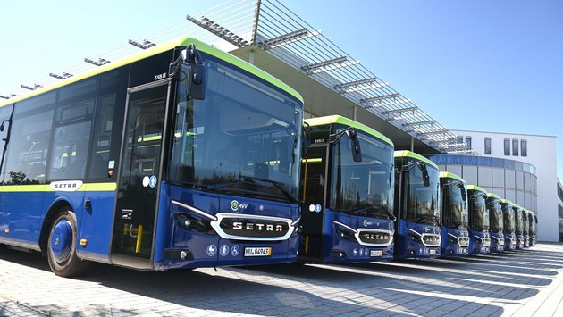 Zehn neue Setra Low Entry Busse für Geldhauser 