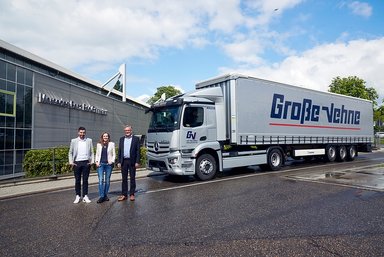 Mercedes-Benz Group AG elektrifiziert ihre Logistik zwischen Bad Cannstatt und Sindelfingen mit dem eActros