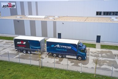 Gross total weight of 40 tons: the battery-powered eActros now on the road in the northern Black Forest with a trailer