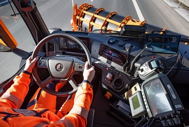 Innovative Fahrzeuglösungen für den kommunalen Einsatz: Mercedes-Benz Special Trucks auf der Demopark 2025 mit Unimog, Arocs und eActros