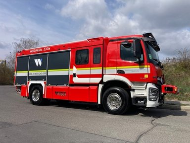 Neuer Mercedes-Benz Arocs für die Feuerwehr in Prag
