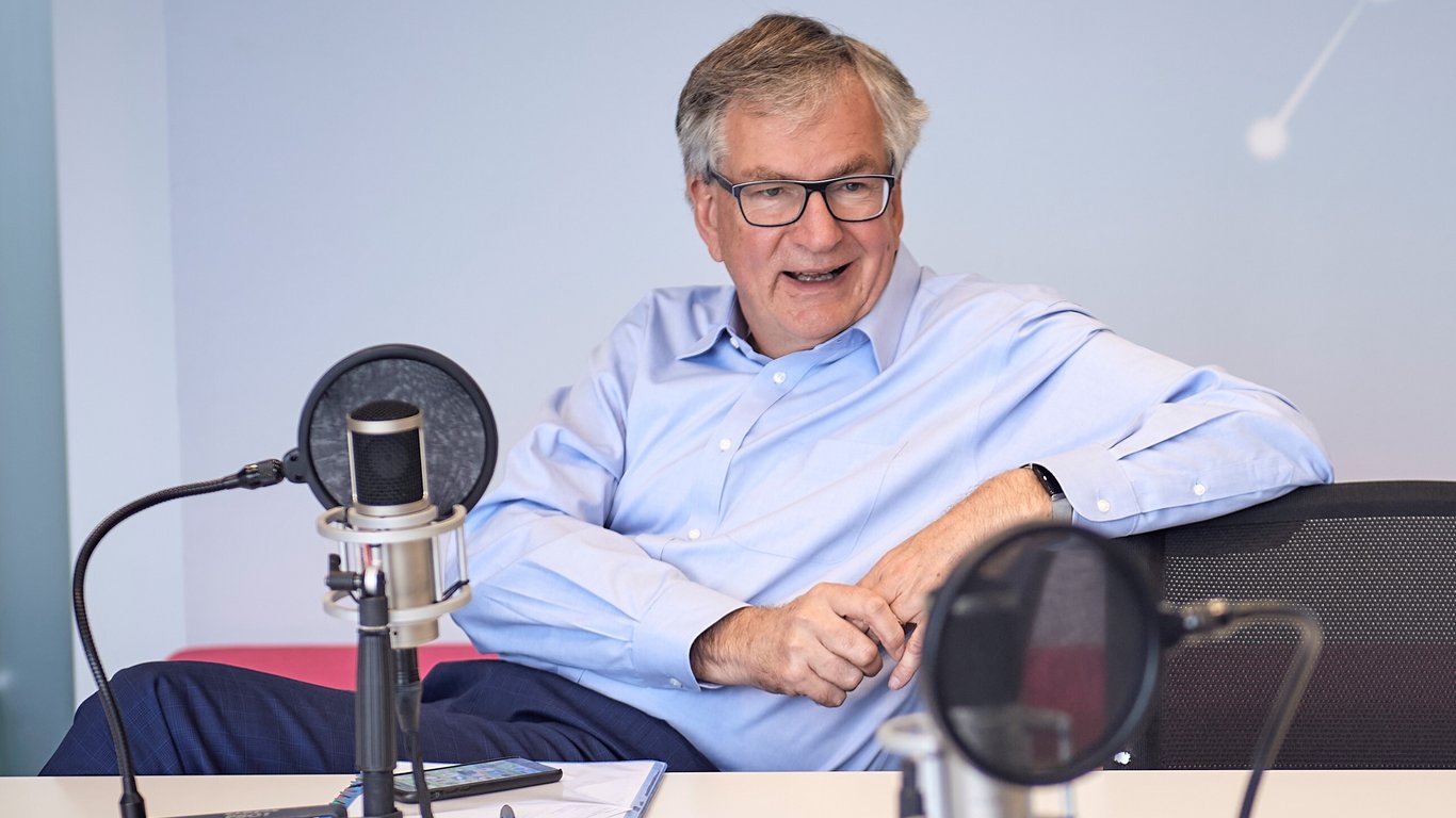Martin Daum zu Gast im Podcast White Raven