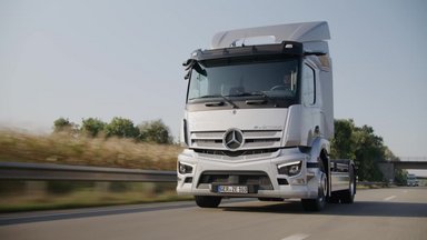 Footage: Mercedes-Benz eActros 300 tractor (ohne Trailer)