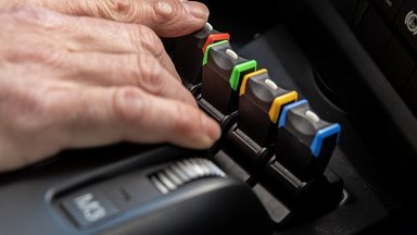 Neues Bediensystem UNI-TOUCH für Unimog Geräteträger – Intuitiv, flexibel, ohne Schnickschnack