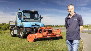 U 218 to mark the 30th anniversary of successful Unimog operations