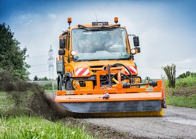 Innovative Fahrzeuglösungen für den kommunalen Einsatz: Mercedes-Benz Special Trucks auf der Demopark 2025 mit Unimog, Arocs und eActros