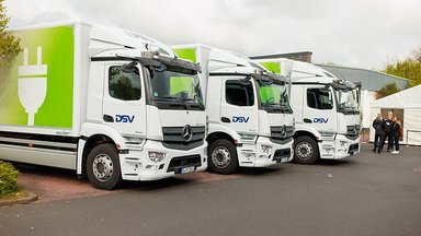 All-electric deliveries to drugstores -  Three Mercedes-Benz eActros trucks in use at DSV