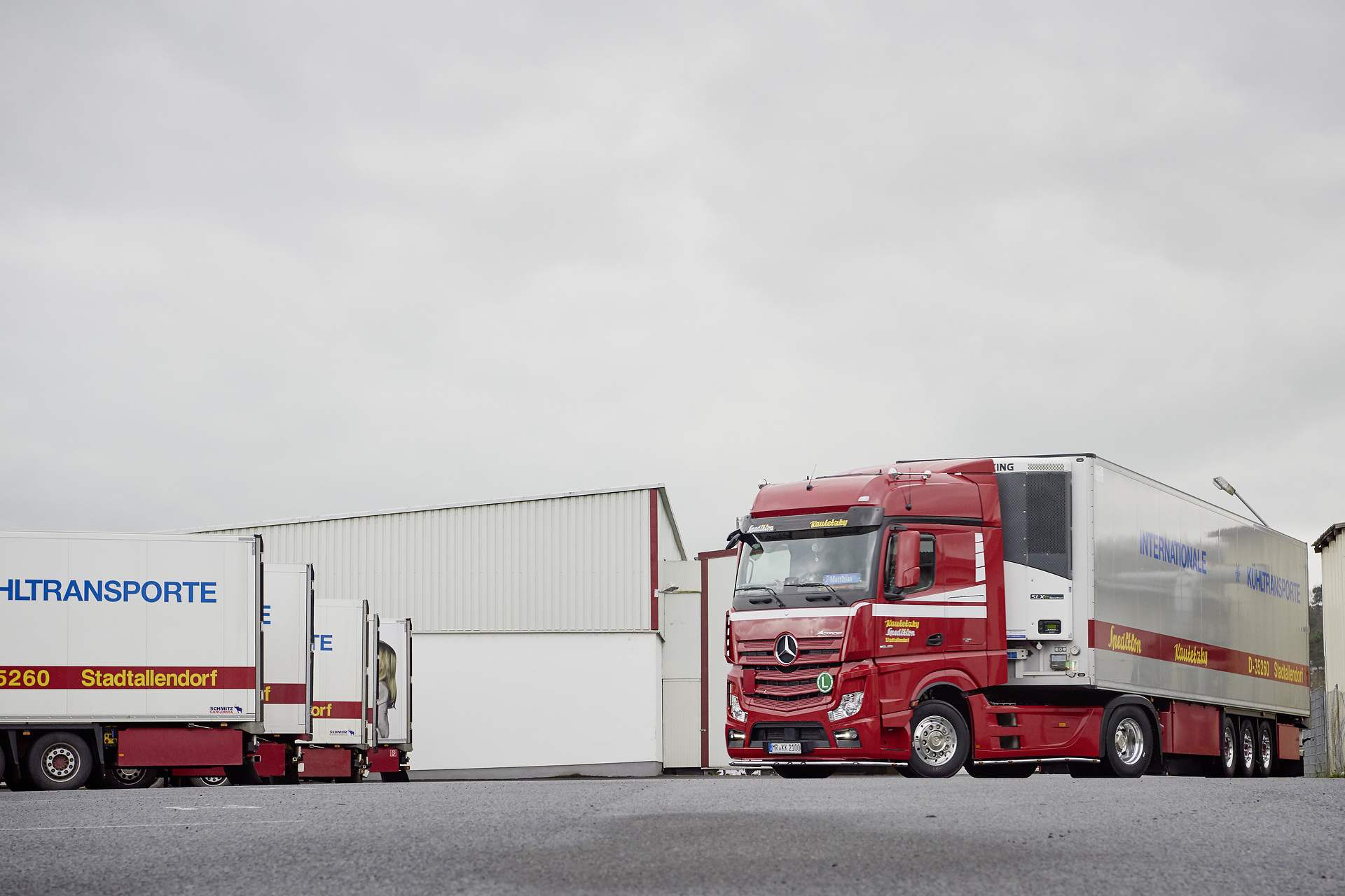 Alles im Blick: Spedition Kautetzky setzt auf Fleetboard Trailer Management Alles im Blick: Spedition Kautetzky setzt auf Fleetboard Trailer Management