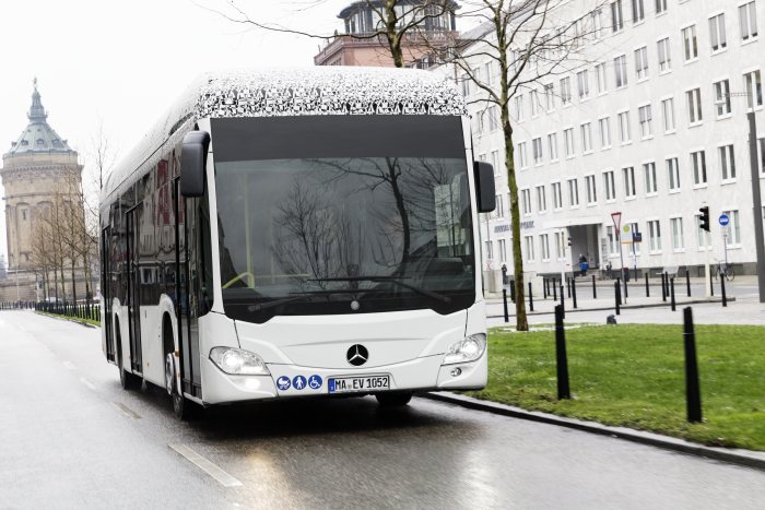 Mercedes-Benz Citaro with full-electric drive system