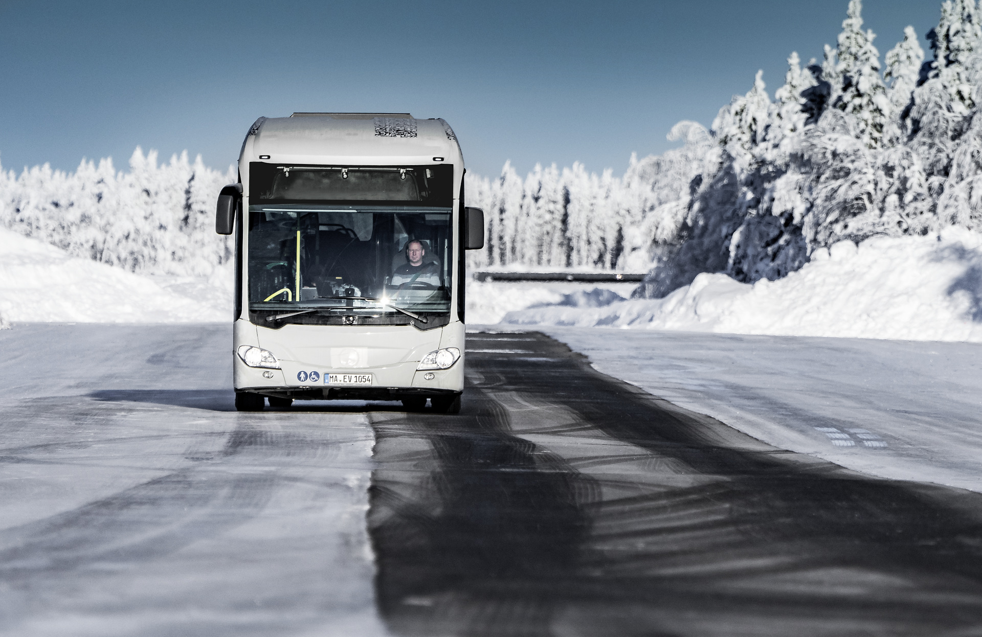 Mercedes-Benz Citaro mit vollelektrischem Antrieb, Exterieur, 2 x elektrischer Radnabenmotor, 2 x 125 kW, 2 x 485 Nm, Wintererprobung 2018, Finnland Mercedes-Benz Citaro mit vollelektrischem Antrieb