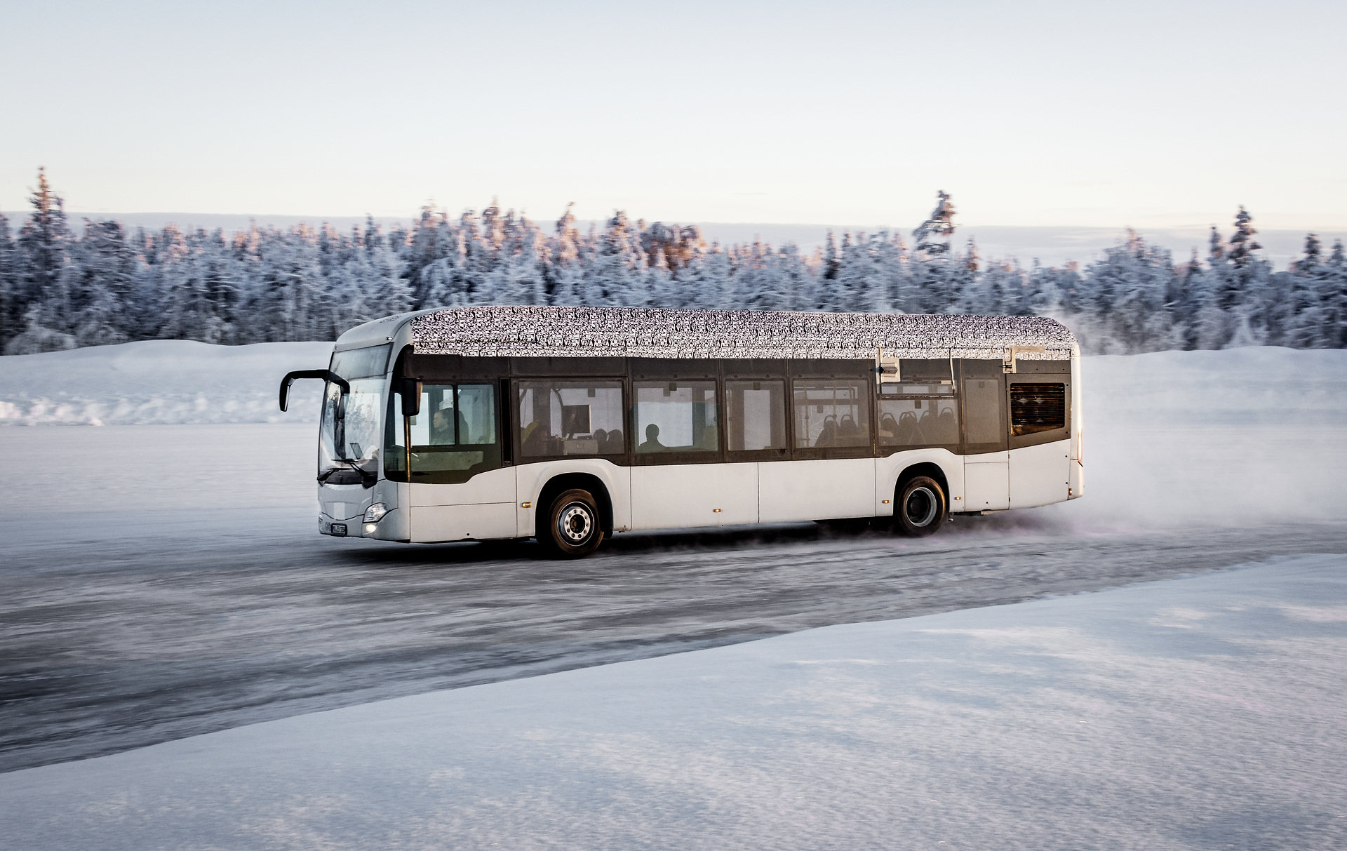 Mercedes-Benz Citaro mit vollelektrischem Antrieb, Exterieur, 2 x elektrischer Radnabenmotor, 2 x 125 kW, 2 x 485 Nm, Wintererprobung 2018, Finnland Mercedes-Benz Citaro mit vollelektrischem Antrieb